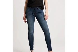 Best Quality Women's Jeans Straight Skinny Casual New Style Women Denim Pants Custom Wholesale Price Women Denim Jeans