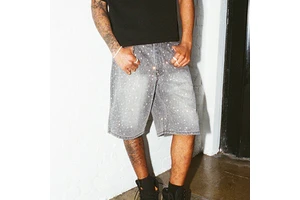 OEM ODM Custom Eco Rhinestone Light Blue Wash Loose Fit Shorts Denim Men's Rhinestone Jorts High Quality Shorts Jeans Jorts