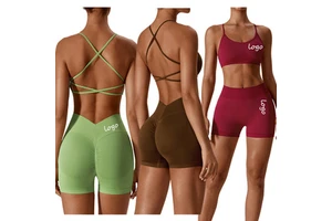 Yoke Sportswear Women Conjuntos De Fitness Sports Activewear Backless Bra and Scrunch Butt Short Seamless Yoga Gym Set for Girl
