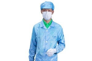 Wholesale Myesde ESD Antistatic Cleanroom Apron Safety Suit 98% Polyester + 2% Conductive Fiber ISO9001/ISO13485 Certified Type
