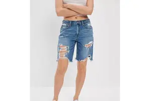 OEM 2026 Custom Women Denim Shorts High Waist Fashionable Breathable Super Distressed Women Denim Shorts
