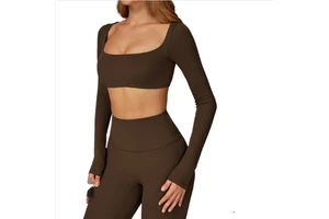Outdoor Running Yoga Top with Tight Fitting Design and Breathable Moisture Management