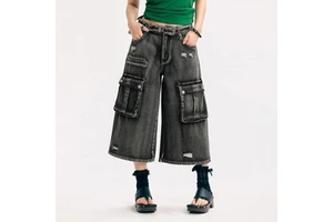 LARSUR Custom Factory Cargo Cropped Jorts Baggy Distress Wash Ripped Raw Edge High Waist Cargo Denim Shorts Pants for Women