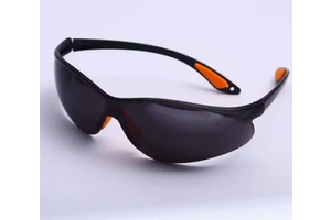 Low Price Safety Equipment Black PC Lens Promotion Protective Glasses Eye Wear Protection Work Security Safety Glasses