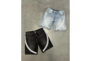 Men's Distressed Streetwear Hip Hop Denim Short Jean Shorts with Custom Embroidered Patches Logo Raw Hem Cut Edge Jorts
