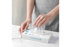 OEM/ODM Medium Thickness Disposable PE Hand Gloves Safety Kitchen Resistant Transparent Food Wholesale for Household