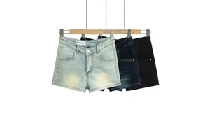 3 Colorway Zipper Fly Denim Solid Color Casual Fashion Jeans Shorts for Women