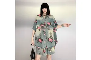 Retro Hong Kong Style Fashion Denim Suit Women's Niche Design Distressed Flower Shirt + Elastic Waist Shorts
