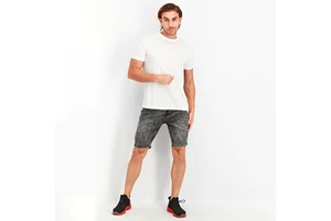 New Arrival OEM Summer Men's Denim Shorts With Unique Heart Design High Street Style High Quality