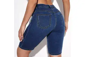 High-Quality Women's Solid Skinny Denim Shorts Tight Fit Five-Pocket Fashion Jean Shorts Custom Denim Summer Casual Shorts
