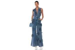 New Design Custom Sleeveless V Neck Adjustable Belt Denim Fabric Floral Denim Jumpsuit Overalls Wide Leg Pants for Ladies Women