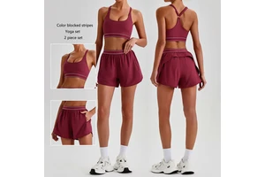 New Contrast Striped Women's Yoga Set High-intensity Shock-proof Sports Bra Loose Fitness Shorts Breathable Gym Wear 2 Piece Set