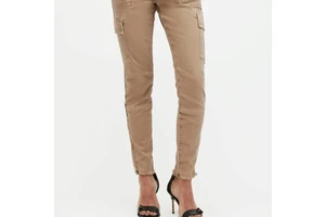 High Quality Women's Vintage Summer Washed Denim Woven High Waist Tight Jeans Zipper Fly Fashionable Design Export Low Price