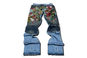 Japanese Style Men's Flare Jeans Plus Size Distressed Embroidered Denim Pants Mid Waist Loose Fit Hand Embroidery Floral Pattern