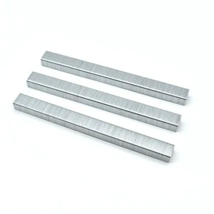 Wholesale Silver 131 Series 22Ga 10.6mm Galvanized Zinc Iron Industrial Staples Common Nail Construction Material