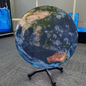 Factory Creative Custom Spherical Led Screen P1.8 P2 P2.5 Shopping Mall Exhibition Round Ball Flexible Led Sphere Panel Display