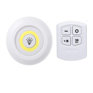 Brand New Dimmable Led Under Cabinet Light With Remote Control Battery Powered Led Closet Lamp for Closet Bathroom