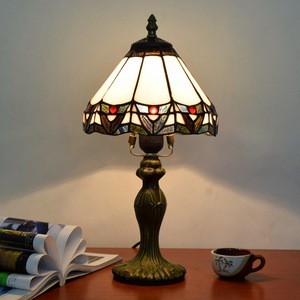 Tiffani Style Small Table Lamp Nordic Hotel Bar Bedroom Bedside Flexible AC Stained Glass Shades E26 Eco-Friendly Desk Lights