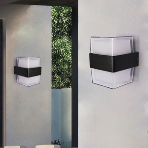 Waterproof LED Outdoor Wall Mounted Light Modern Exterior Sconce for Garden Patio Villa House Decoration
