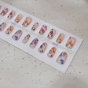 Handmade Flower Nail Art Factory Hot Stamping Vintage 30 XS/S/M Code Strip Short Transparent Wear Nails for Fingers