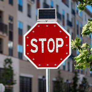 Ip68 Waterproof Cast Aluminum Solar Customized Led Solar Road Warning Light Board Traffic Stop Signs With >1000m Visibility A...