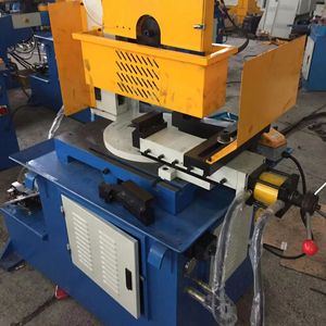 High-Accuracy CNC Pipe Cutter Semi-Automatic Hydraulic Circular Saw Hydraulic Pipe Beveling Cutting Machine for Iron Steel