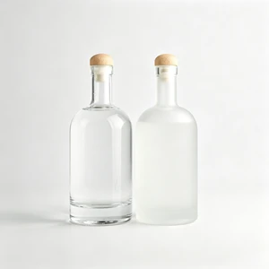 Hot Sale 100ml 250ml 375ml 500ml 750ml 100ml Clear Frosted Vodka Spirit Whisky Tequila Glass Wine Bottle with Wood Cork