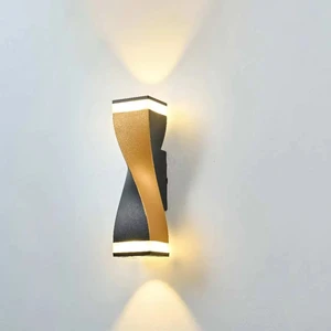 IP65 Waterproof Outdoor Wall Lamp