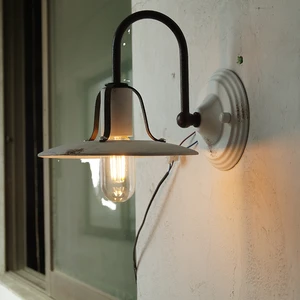 Japanese Style Quiet Wall Lamp Vintage Distinctive Old White Solid Wood Art Simple Industrial Style For Living Room Restaurant