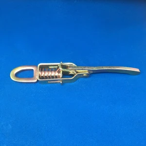 Spring-loaded Supercenter Fastener