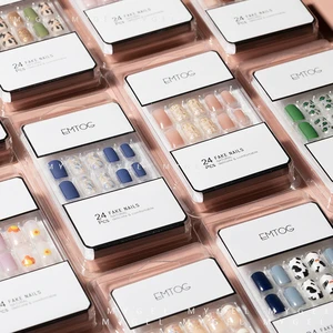 Press on Nails Manicure Design Artificial Wearing Nails for Nail Art and Salon