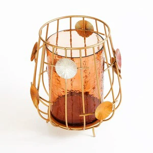 Luxury Silver Metal Candle Stand Lantern Unique Design for Home Decoration Christmas Reusable Waterproof Eco-Friendly Handmade