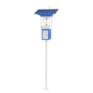 Solar-Powered Fan-Suction Bug Zapper 365-395nm Light Sensor Sustainable Organic Farm Pest Management Tool Automatic Dusk-to-Dawn