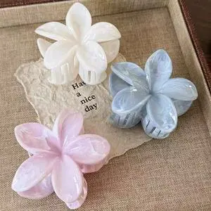 Hot Sell Sweet Pink White Flower Shape Large Hair Claw Acrylic Acetate Hawaiian Plumeria Women Girls Hair Claw Clip Accessories