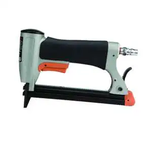 Industrial DIY Grade 4-in-1 6-14mm Pneumatic Insulated Polymer Staples Air Stapler 70pcs Capacity JANN-YEI JY8110 1 Year