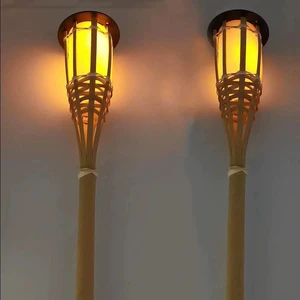 Outdoor Waterproof Led Tiki Torches with Flickering Flame Landscape Garden Pathway Decoration Lighting with Auto On/Off