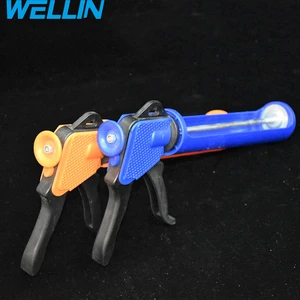 High Quality Reasonable Price Long Plastic Refillable Caulking Gun