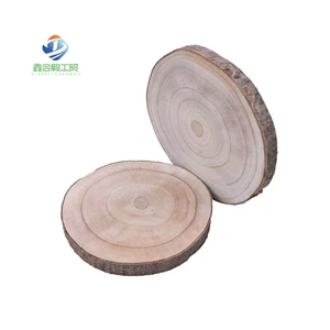 Eco-friendly Unfinished Natural round Pine Tree Disc Wood Log for DIY Crafts and Fabrication Services