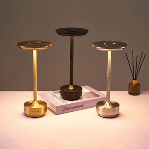 Retro Desk Lamp Aluminum Alloy Simple Decorative Lamp LED Table Lamp Dimmable Rechargeable Touch Desk Light for Restaurant Bar