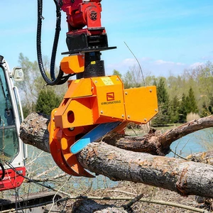 Excavator Log Grapple Saw Hydraulic Clamping Chainsaw for Tree Trimming and Timber Transport Long Distance
