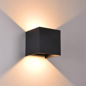 High Quality IP65 Aluminum Modern LED Wall Lamps Waterproof Up&down Garden Yard Light Outdoor Wall Lamp