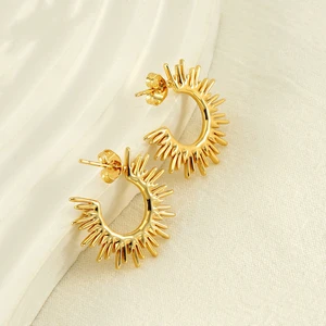 Minimalist Stainless Steel Women's Jewelry Fan-shaped Sunflower Pattern Earrings Anti Sensitivity Color Retention