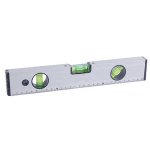 Strong Magnetic White Level Ruler