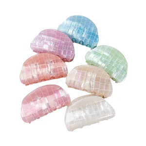 Yi YHJ Women's Fashion Hair Accessories New Design 8cm Acetate Temperamental Dazzle Plaid Claw Clips Wholesale