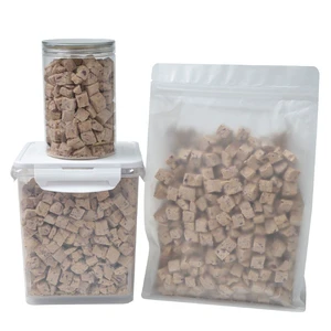 Freeze-dried Chicken Cranberries Pure Meat Fruit Vitamin Zero-Additive Customized Pet Snacks For Cats All Natural Pet Food