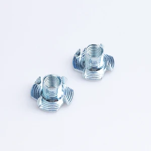 High Quality Carbon Steel Galvanized Zinc Plated Four Claw Tee Nut M6*10mm Furniture Wood Insert Nut