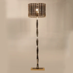 Hot Selling Golden High Quality Metal Interior Decorative Chandelier Lighting Bedside Crystal Lamp Beauty Light