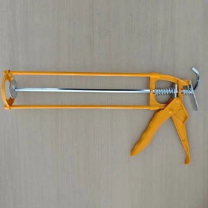 Factory Wholesale OEM Iron Manual Hard Tube Caulk Gun Heavy Duty Hand Silicone Sealant Gun Construction Window Door Adhesive