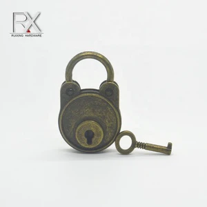 Antique Brass Zinc Alloy Metal Decorative Bear Padlock with Key Lock Ring Latch Jewelry Box Lock Clasp Buckle for Bag case Lock