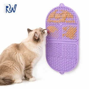 Pet Licking Mat Suction Cups Cat Dog Food-Grade Silicone Slow-Eating Foldable Feeding Tray